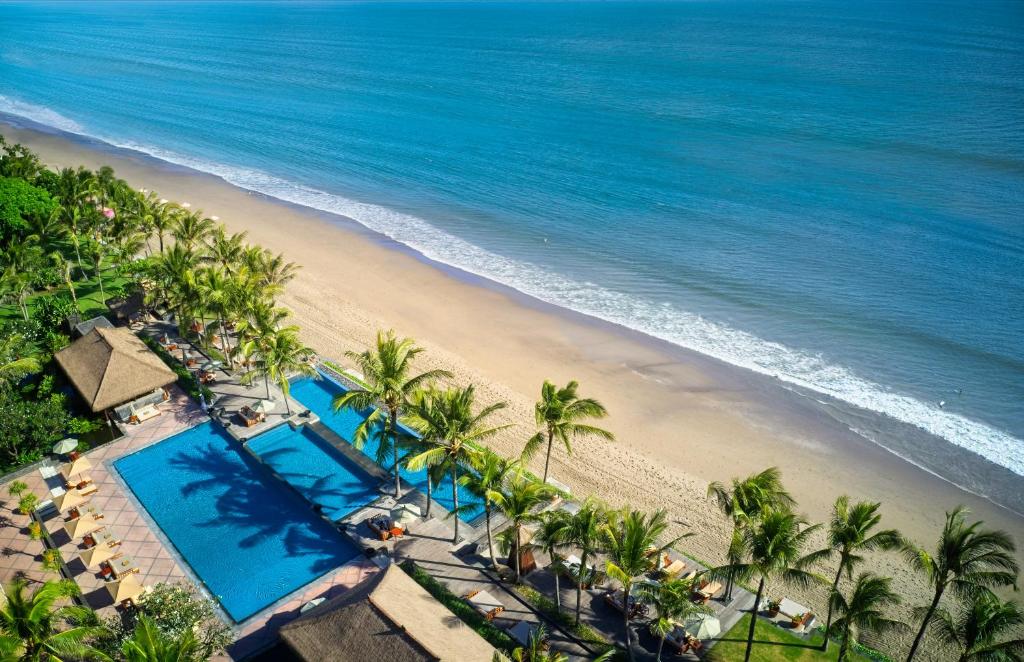 Beachfront Luxury Resort on Seminyak's Shoreline