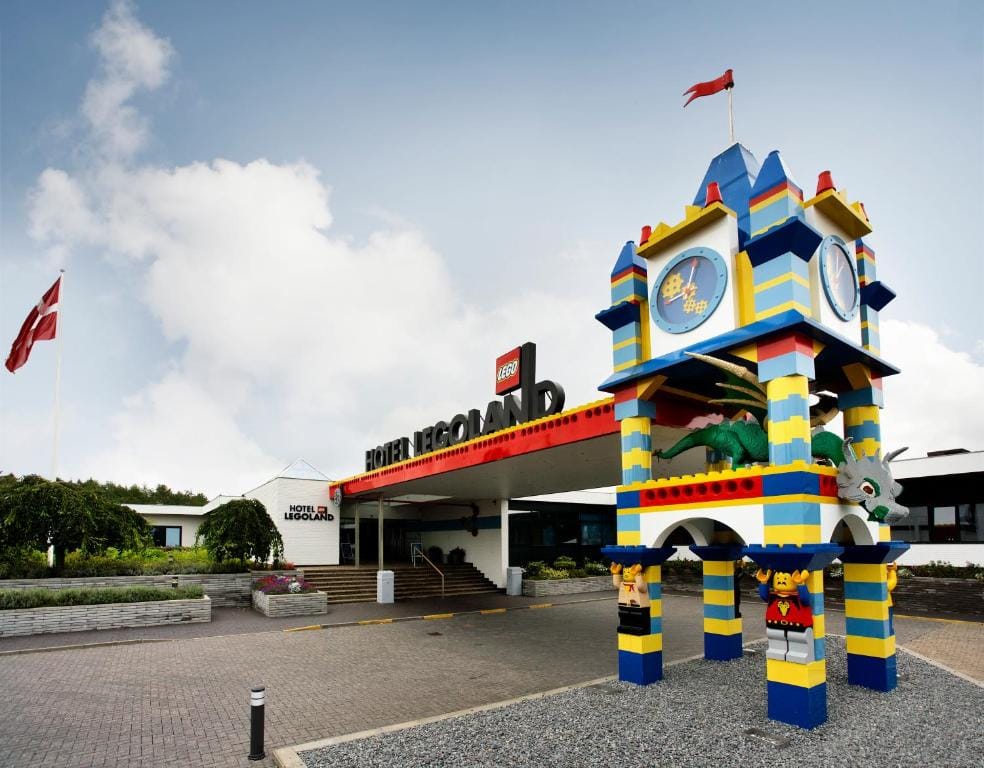 Billund Showdown: Hotel LEGOLAND or Lalandia Resort?