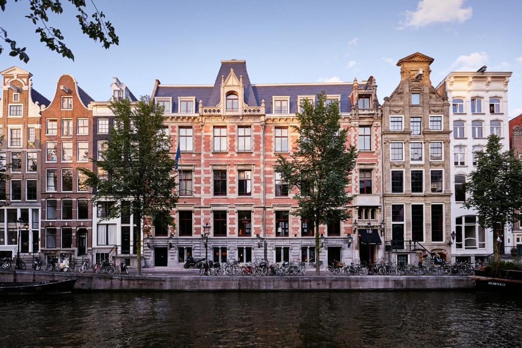 Charming Canal-House Hotel in Central Amsterdam