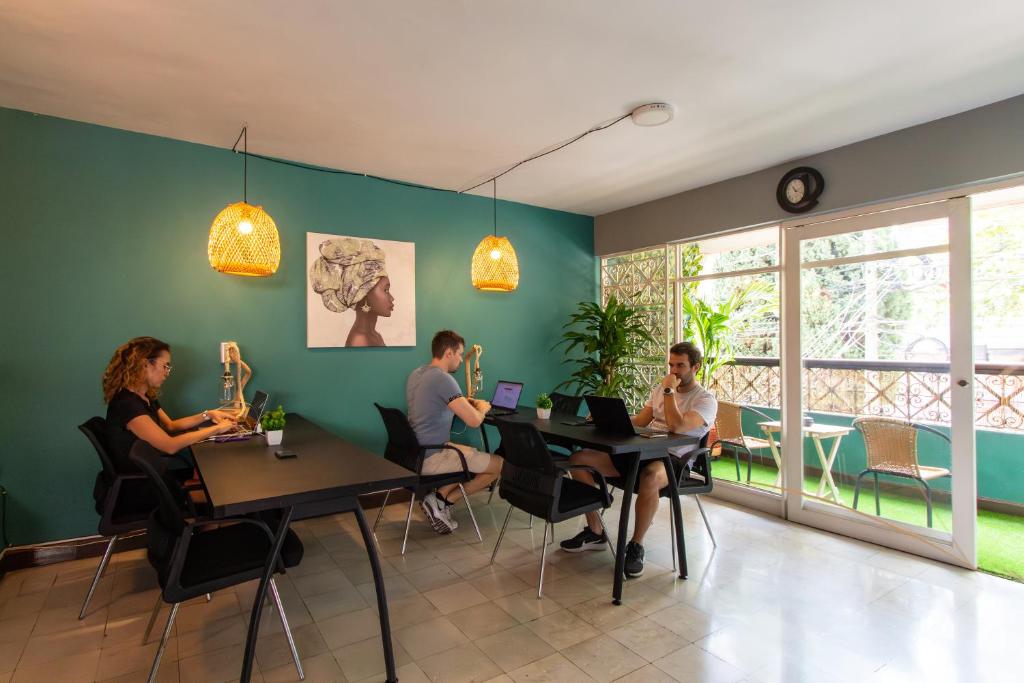 CoNomad House Medellín — Coliving & Coworking
