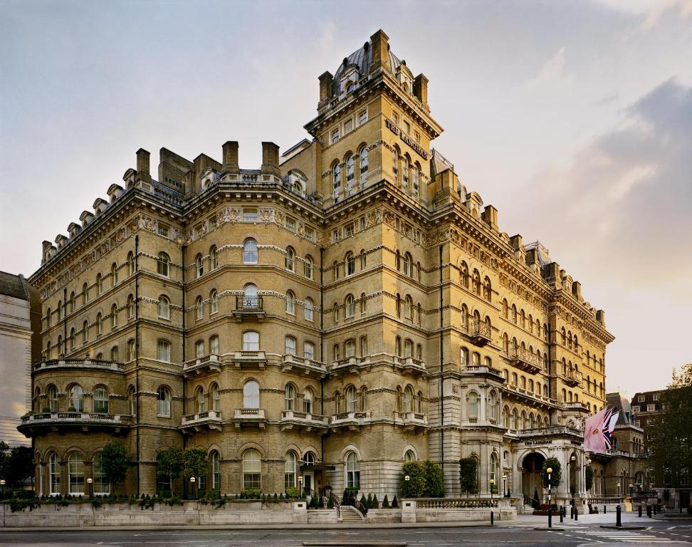 Elegant Regent Street Hotel with Award-Winning Bar
