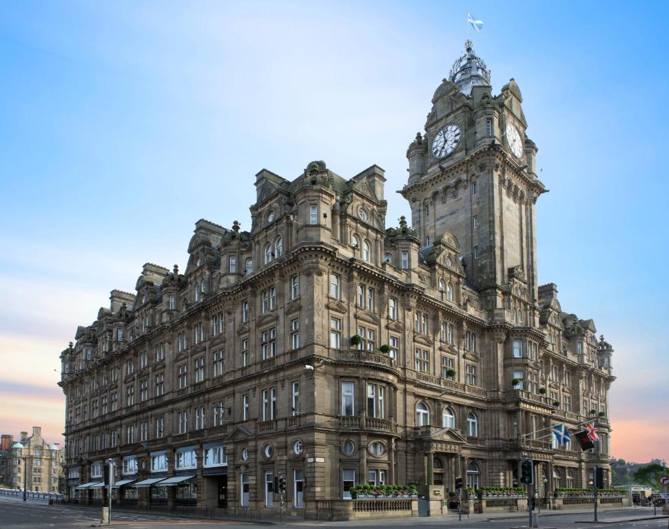 Historic Luxury Hotel on Princes Street, Edinburgh