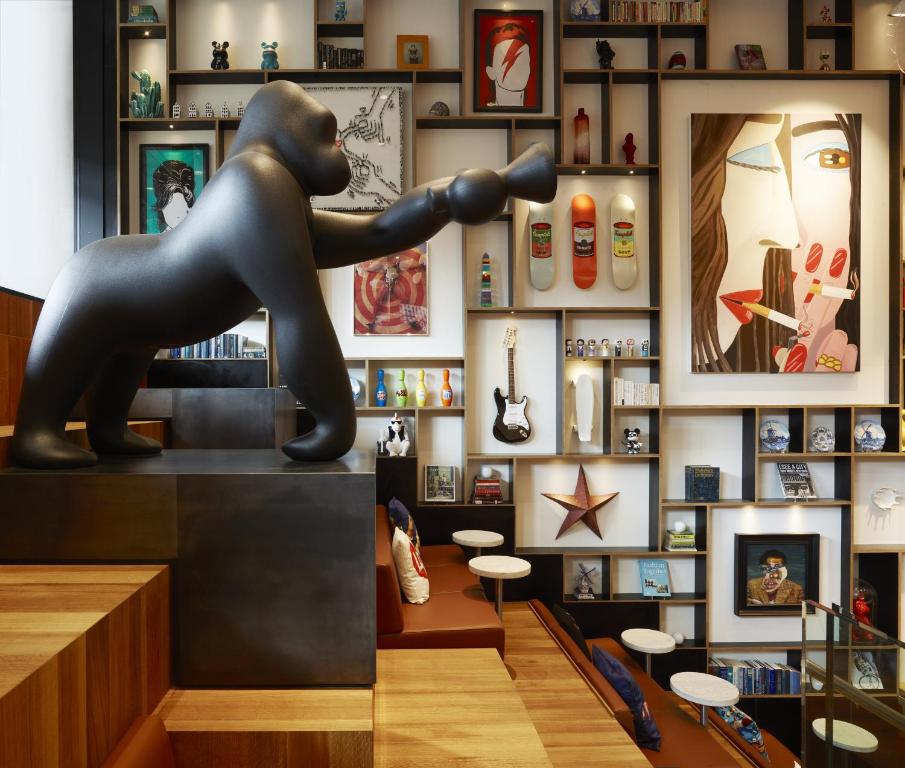 Stylish Lower East Side Hotel with Wi‑Fi